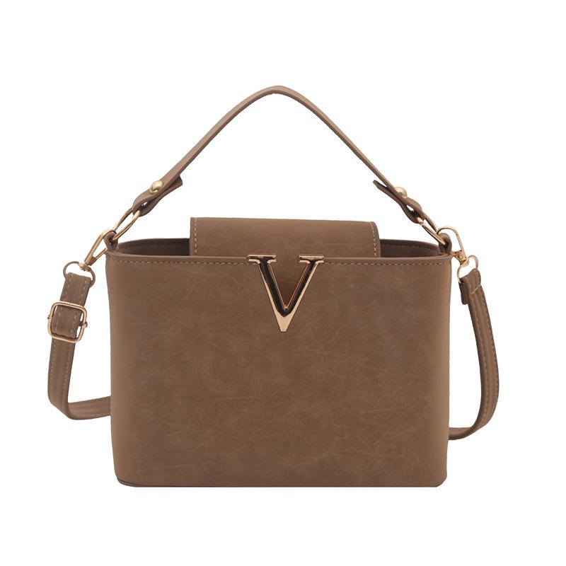 Fashion High Sense 2025 Summer New Light Luxury Texture Foreign Style Niche Versatile Single Shoulder Messenger Handbag
