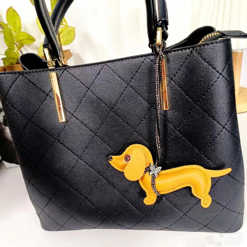 Dachshund Dog Keychain Fashion Pu Leather Dog Keychains For Women Bag Pendant Jewelry
