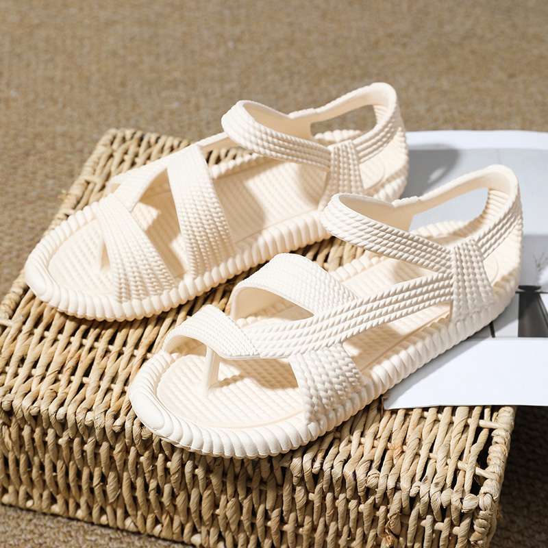 Cool Slippers Men's 2025 Summer New Hollow Breathable Men's Beach Shoes Trendy Versatile One-pedal Sandals Non-slip