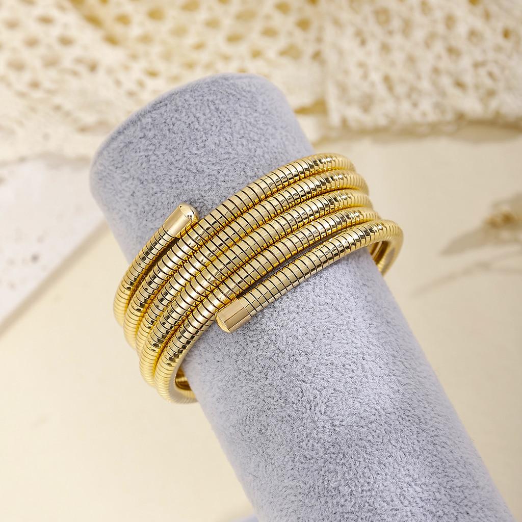 2024 Winter Retro Multilayer Bangle With Electroplated Finish For Womens Accessories