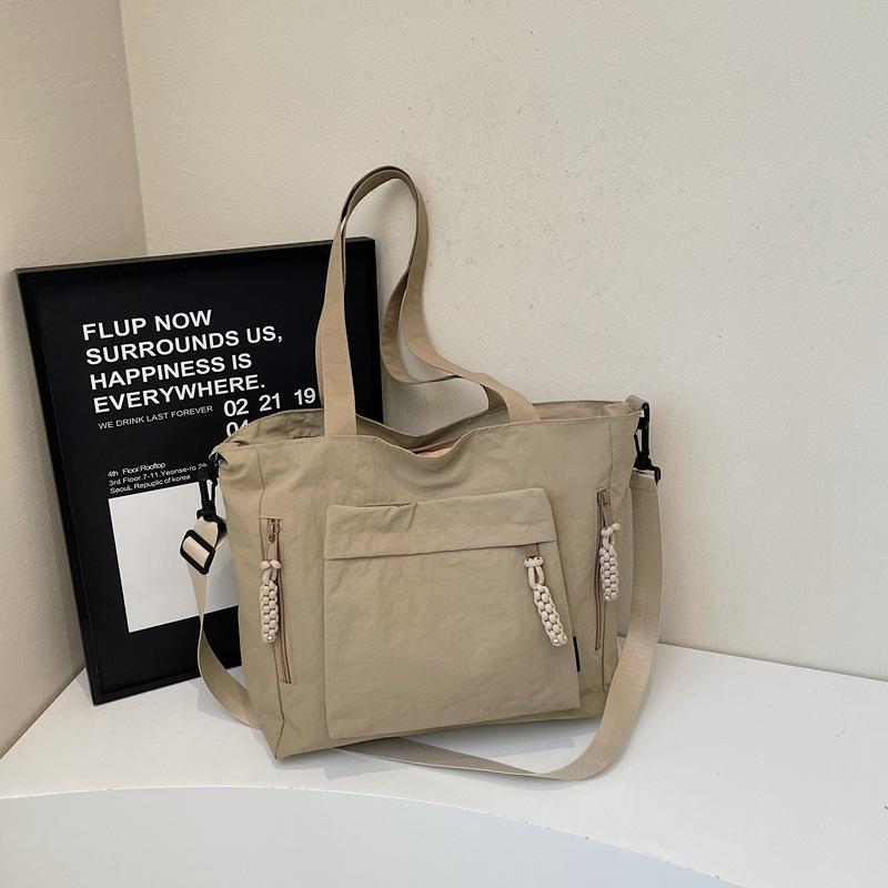 Casual large-capacity handbag women's 2025 new simple nylon cloth tote bag shoulder messenger travel bag