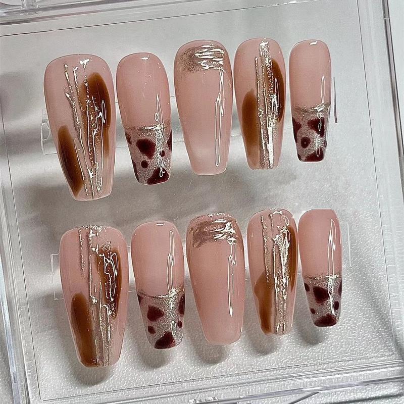 

Ношение ногтей на руках Ношение ногтей Старшие средней длины Весна/лето Леопардовый принт Студенты