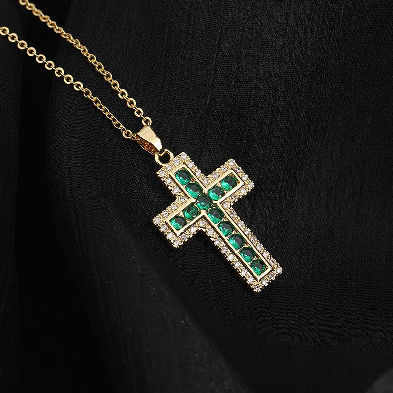 Cross necklace, zircon, European and American necklace, titanium lock chain, Instagram retro punk, personalized pendant, niche design
