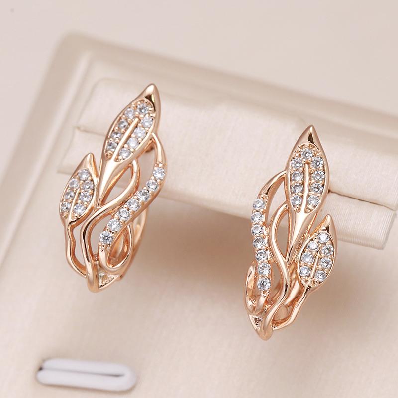 Vintage Hollow Flower Earrings Gold Color Boho Ethnic Wedding Cilp Earrings For Women Elegant Fashion Jewelry Gift