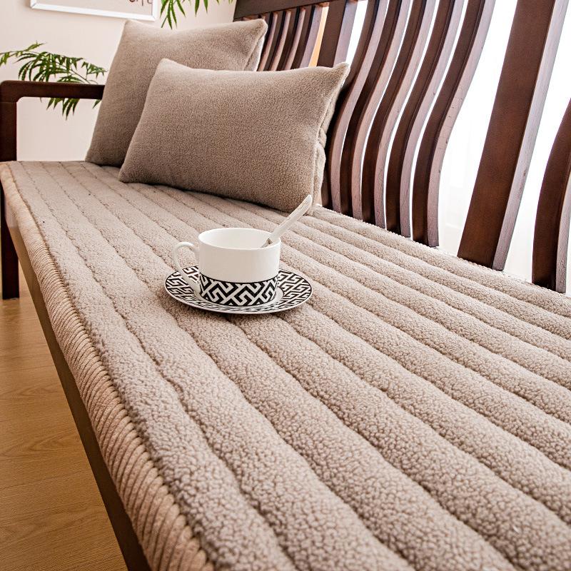 Solid Wood Sofa Cushion Autumn and Winter Warm Plush Sofa Cover Non-Slip Seat Cushions Winter