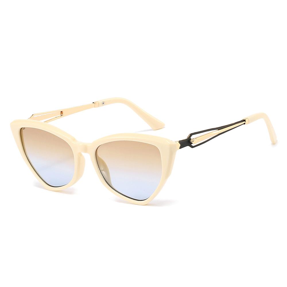 Ins New Retro Cat Eye Gradient Women Sunglasses  Personality Hollow Temple Design Fashion Casual Men Trendy Shades Uv400