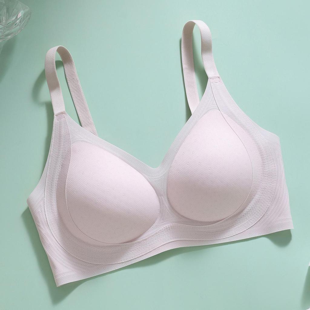 Nude Feel Seamless Jelly Soft Women's Bra - Armpit Fat Collection, Anti-Sagging, Wire-Free, Ultra-Soft, and Thin.