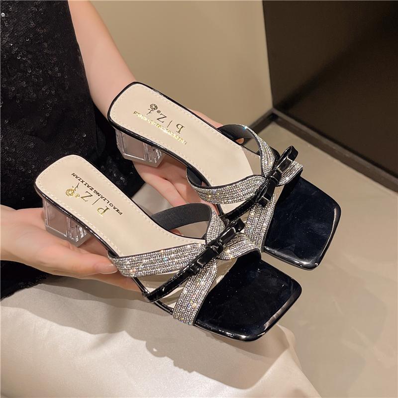 Fashion Shiny Rhinestone Flat Slippers for Women 2025 Summer New Open Toe Sandals Fashionable Beach Party Women's Shoes Flip Flops Women