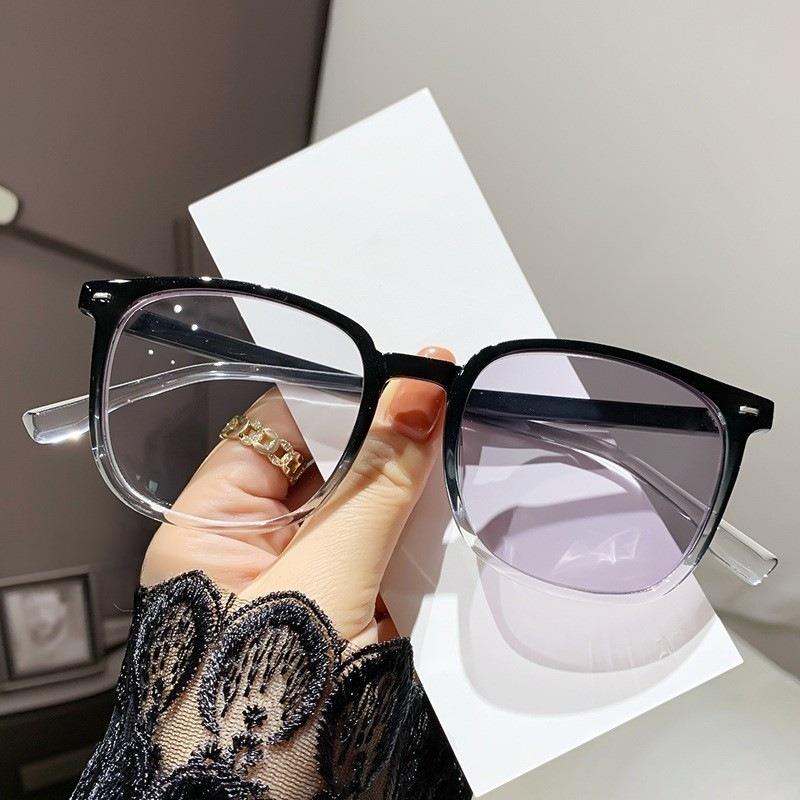 Fashion Pochromic Anti Radiation Eyeglasses for Women/Men Anti Blue Light Computer Glasses