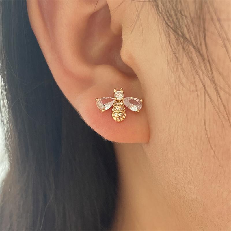 ZAKOL Temperament Cubic Zirconia Insect Bee CZ Stud Earrings for Women Delicate Animal Crystal Earrings Zircon Brincos