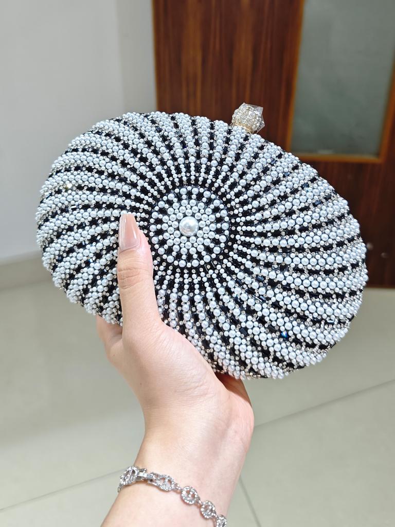Woman Elegant Grey Gold Diamond Evening Bag Hollow Out Crystal Party Handbag Wedding Bridal Banquet Dinner Clutch Purse