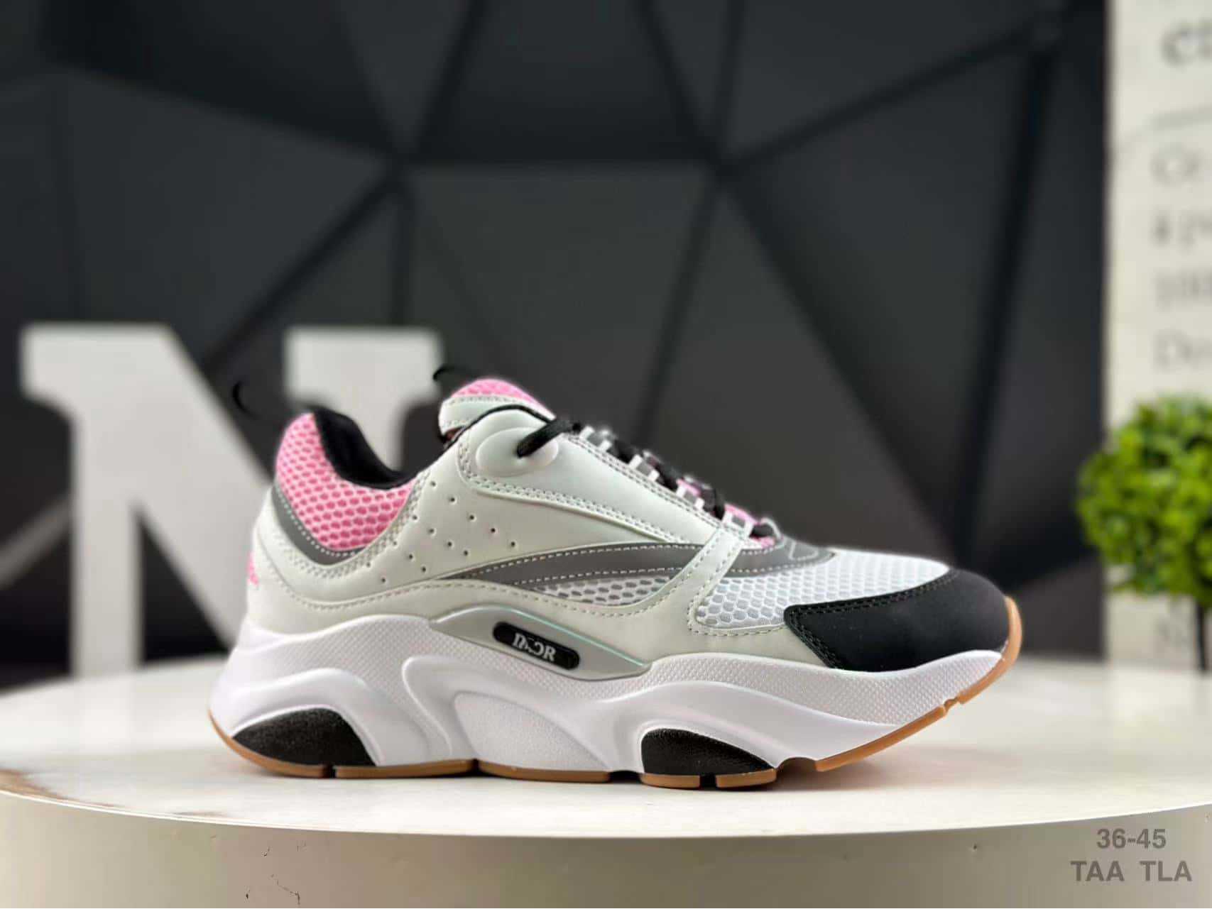 B22 Sneakers Dad con Aumento Altezza in Rete - Scarpe Sportive Stile Europeo da Uomo e Donna 38