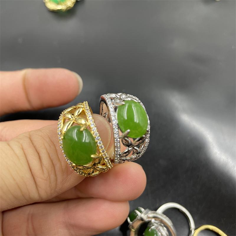 Women's Spinach Green Jade Ring with Vacuum Electroplating