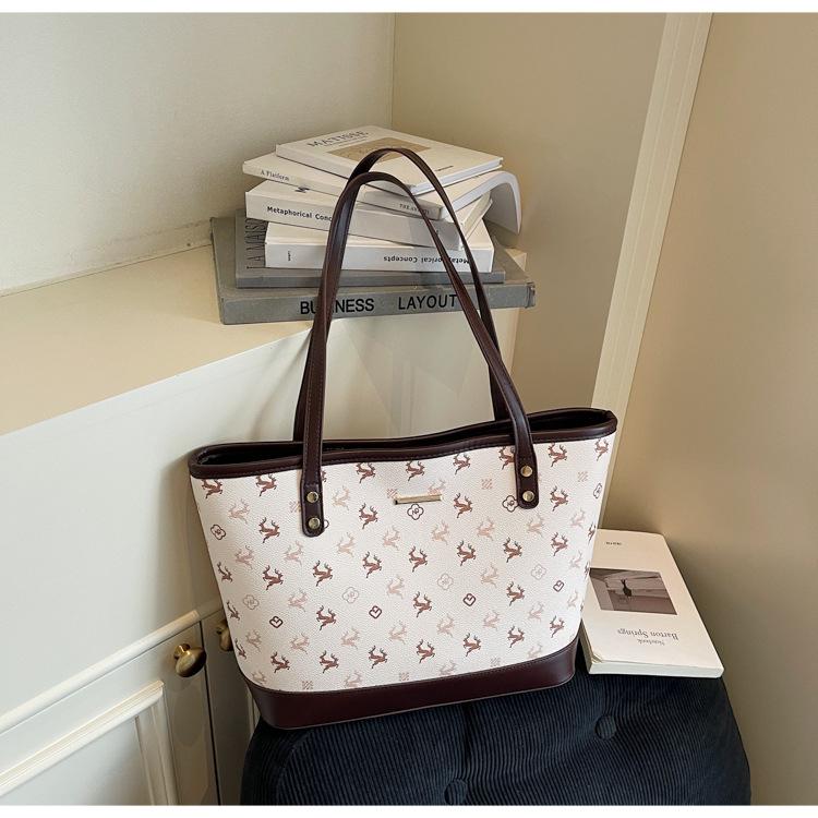 

Осенние женские сумки, новые сумки-тоут, вместительные сумки через плечо для работы, повседневные портативные сумки под мышкой. темно-коричневого