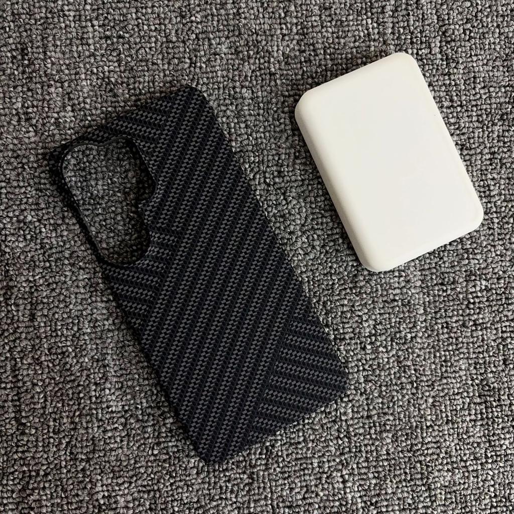 Applicable To Samsung S26Ultra Half Pack Magnetic Mobile Phone Case Carbon Fiber S24u Ultra-thin PC Anti-drop S23p Protective Case