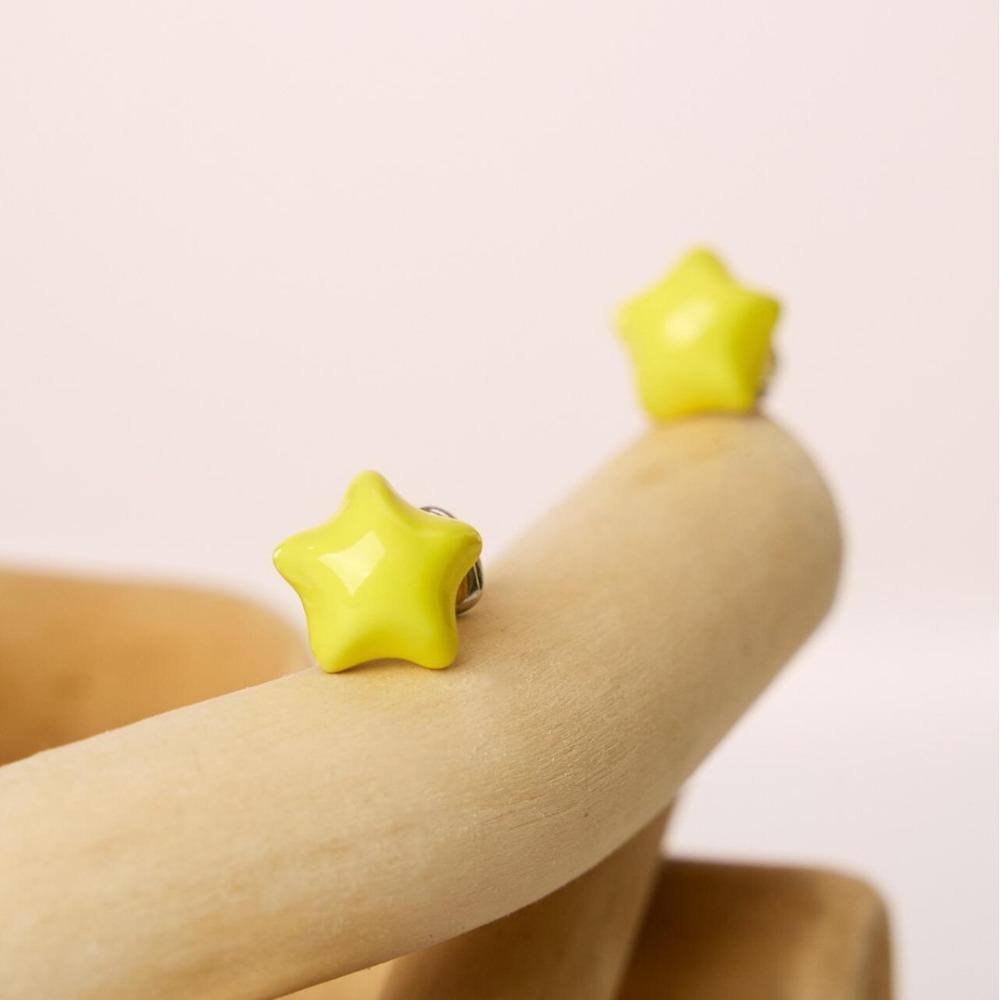 Versatile light luxury enamel earrings pentagram niche high-end star female stud earrings