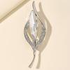 Common Callalily Brooch Pin for Women, Rhinestones Inlaid Brooch Pin for Dress, Coat, Shawl, Gift for Mother, Wedding