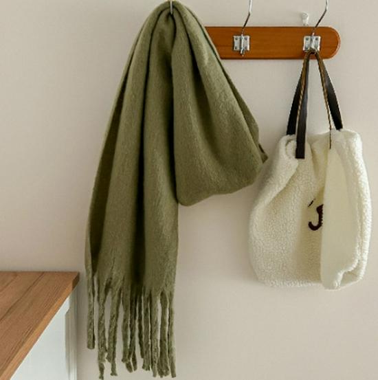 Women's Chunky Braid Mohair Scarf - Solid Color, 2024 Autumn/Winter Shawl & Neck Warmer