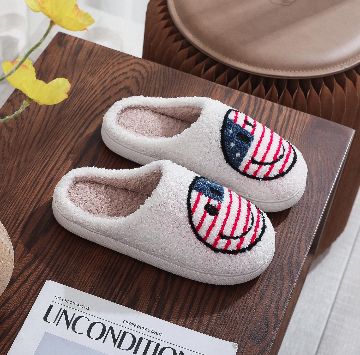 Мужские и женские домашние плюшевые тапочки — фото 16