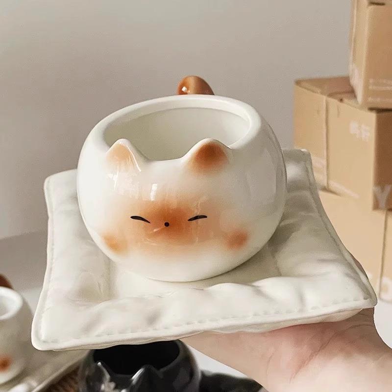 1Pieces Ceramic Mug Cartoon Siamese Cat Coffee Cup Underglaze Colored Cat Water Cup Breakfast Milk Cup Outdoor Tableware