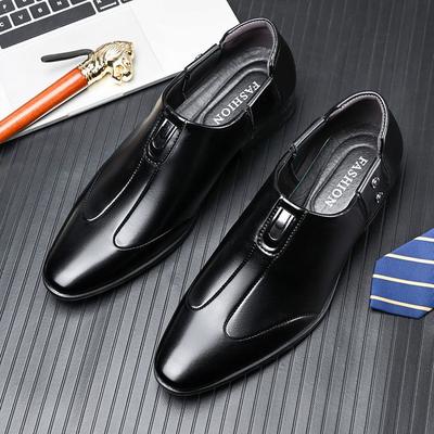 Autumn and Winter Men's Business Dress Leather Shoes Gouging Pointed Men's Shoes British Shoes Black Can Be Velvet
