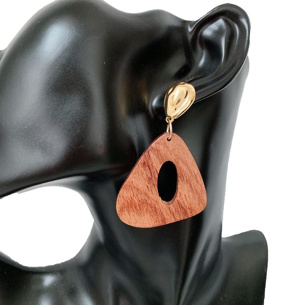 

Корейские ретро асимметричные геометрические деревянные серьги: Проектирование квадратных и длинных бревен