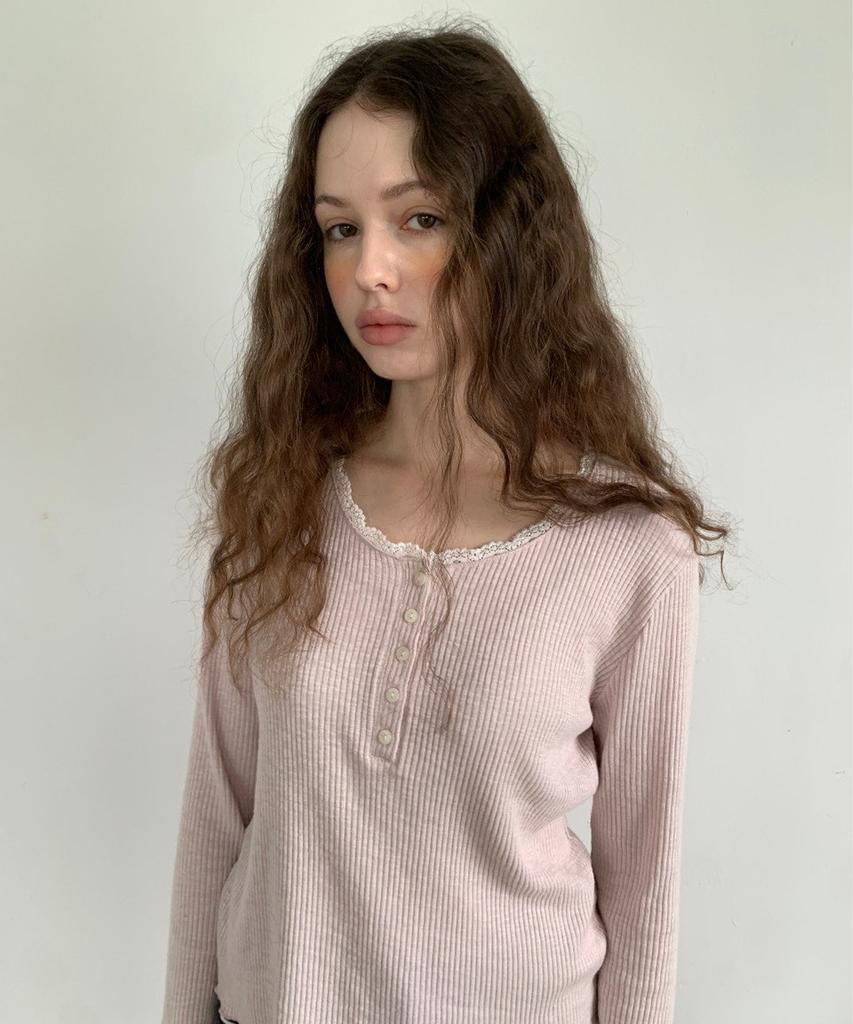 Aepeuteosseommeo Lace Button Sleeve Tee (Pink)