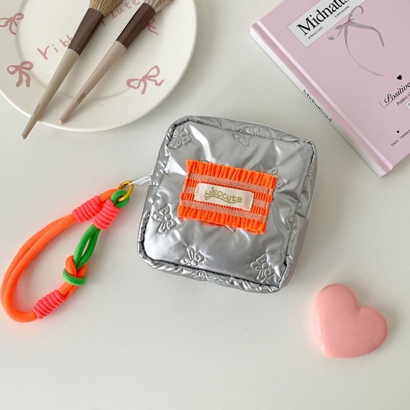 Waterproof Sanitary Pad Storage Pouch Silver Bowknot Design Portable Square Makeup Organizers For Women Travel Essential