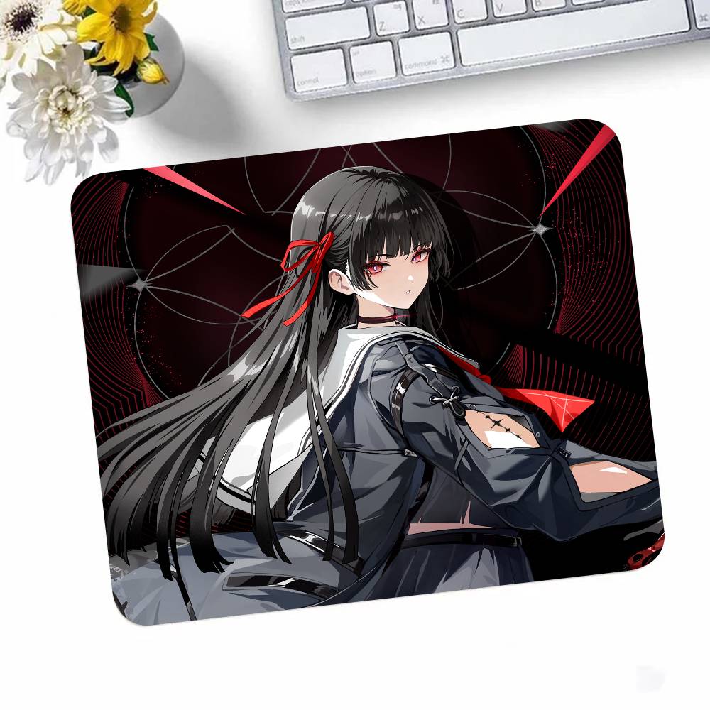 Game Wuthering Waves Kuchiba Chisa Mousepad Small LockEdge Mouse Pad For Gamers Computer Desk Pad Rectangular Anti-slip Rubber
