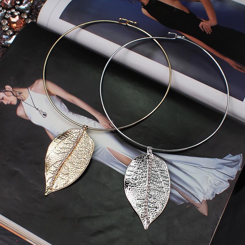 Fashion Leaf Pendant Necklace For Women