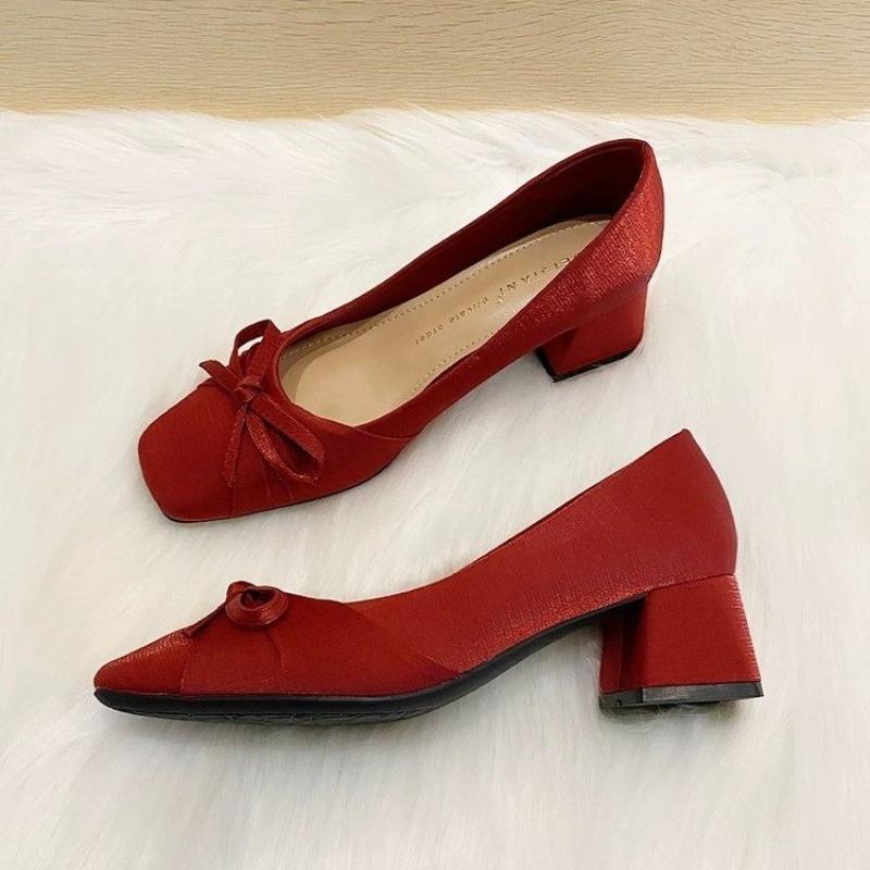 

French Temperament Bow Satin High Heels Women s 2026 Autumn New Block Heel Square Toe Shallow Mouth Non-slip Shoes 40 червоний