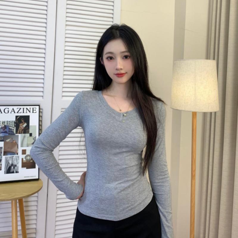 

Stylish Slim-Fit V-Neck Long-Sleeve Tee - Perfect for Autumn/Winter S (Weight 80-95 kg) темно-серого