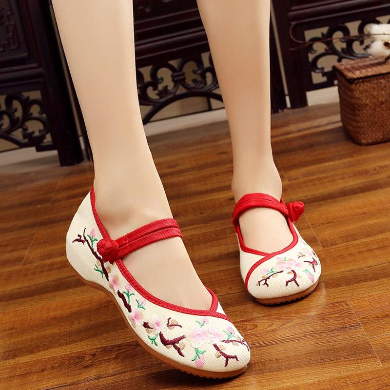 

Chinese Women Vintage Traditional Plum Blossom Canvas Embroidery Loafers Flat EU40 бежевий