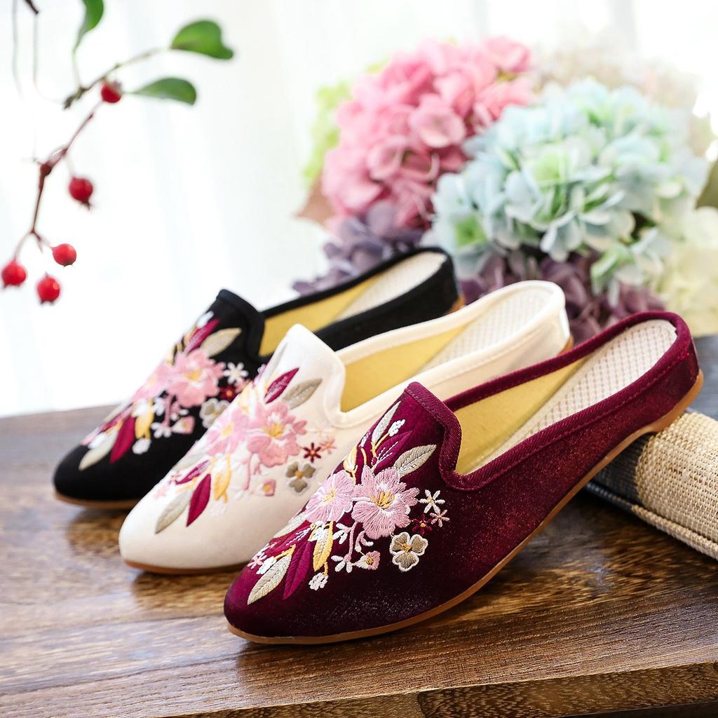Tøfler, skoletter, bomullssko, spisse sko, Mueller-sko, kvinners skoletter i mote etnisk stil, broderte tøysko