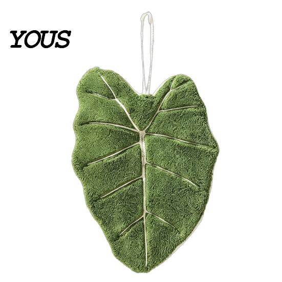 Super Absorbent Hand Towel Leaf Shape Towel, Soft with Hanging Loop, Kitchen Cute Maple Ginkgo Design for Bathroom Drying Fast
