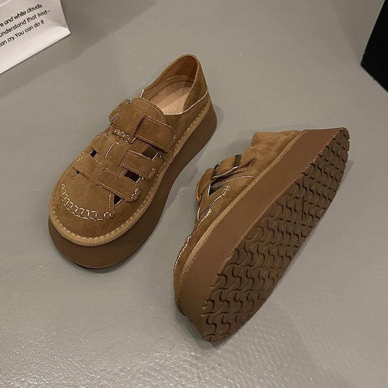 

Two wearing bag head sandals, women wear new thick-soled muffins in summer, lazy and one pedal 40 коричневый