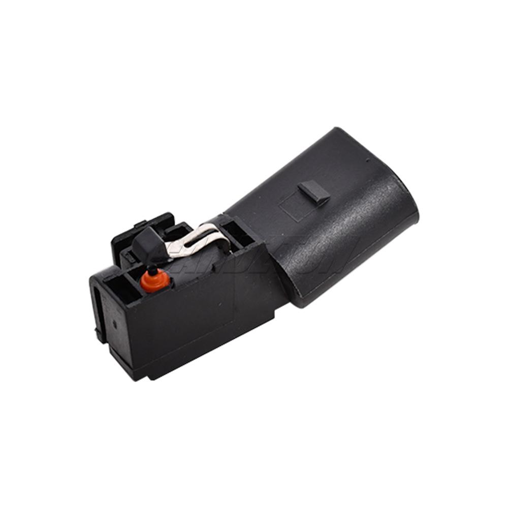 1Pc New Tailgate Cylinder Lock Micro Switch Unit 2Pins 1T0962103 1T0962103A For VW Polo 9n Jetta A5 1K 2005-2010 Car Accessories