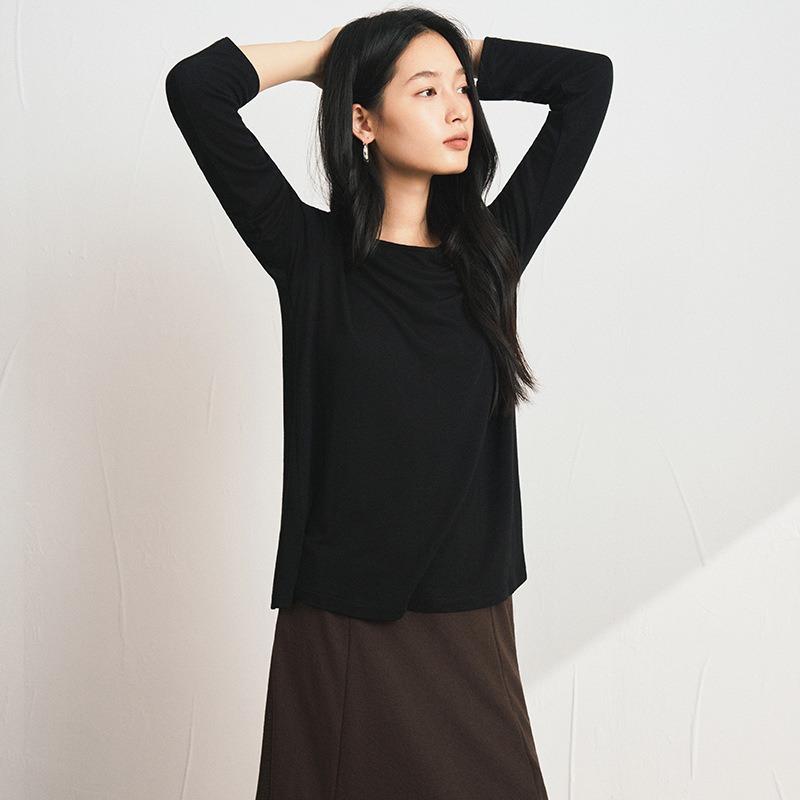 Tencel cashmere bottoming shirt women's autumn and winter loose round neck solid color top skin-friendly knitted sweater