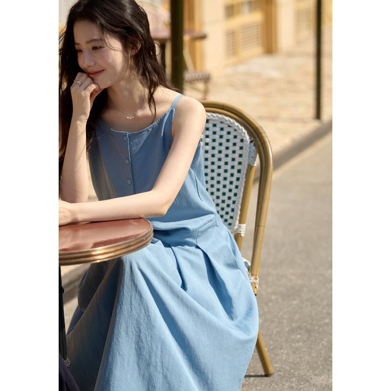 

Fashionable temperament: blue press-down suspender Tencel dress, large pendulum casual layered sundress S