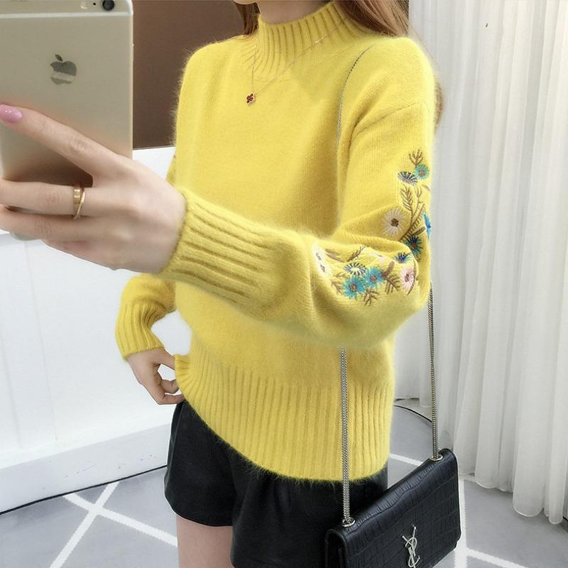 Autumn and winter new fashion sweater women's long-sleeved loose embroidery flower student pullover knitted sweater women's clothing