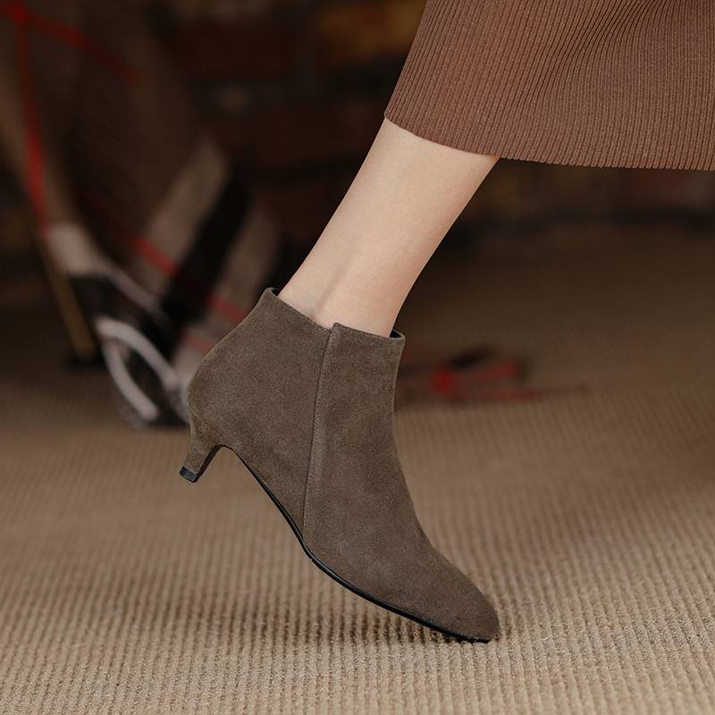 Krazing Pot Cow Suede Winter Round Toe Med Thin Heels Modern Boots Women Big Size 43 Zipper Basic Clothing Ankle Boots