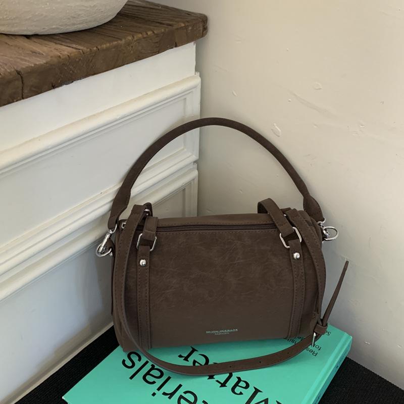 

Trendy new bag women s new autumn versatile shoulder messenger bag texture popular portable pillow bag