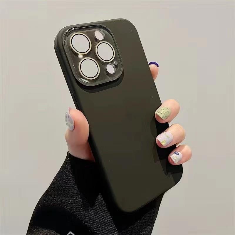 The new liquid silicone is suitable for Apple 11promax mobile phone case lens all-inclusive iphone11 solid color 11pro.