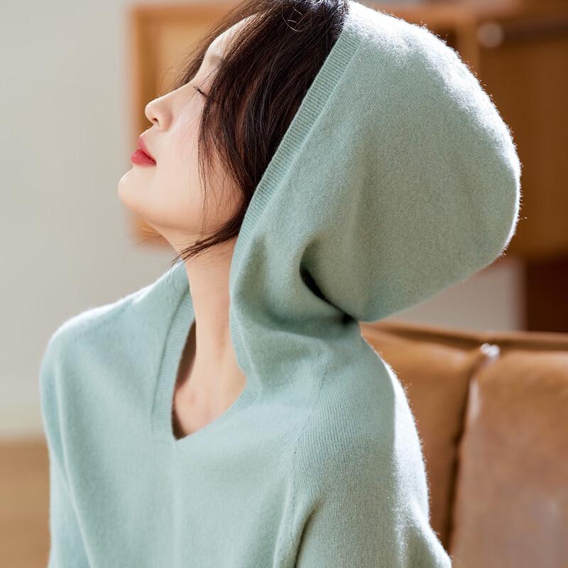 

Srcr Women s 100% Wool Hooded Sweater XL