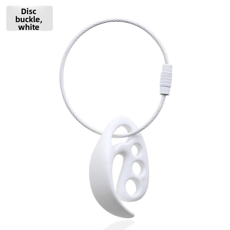 When Using Ultimate Frisbee, You Can Choose To Attach The Frisbee Buckle To Your Backpack To Display The Frisbee or Attach The Frisbee Clip