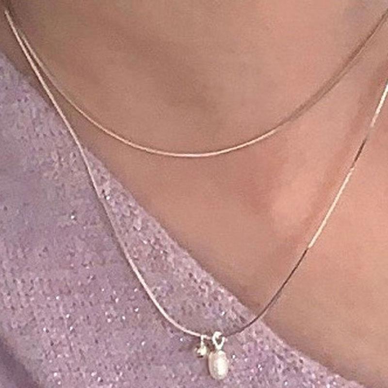 Mini Perle Kleiner Kugel Anhänger Doppellagige Schlangenknochenkette Halskette Halsbandkette Französischer Vintage Stil