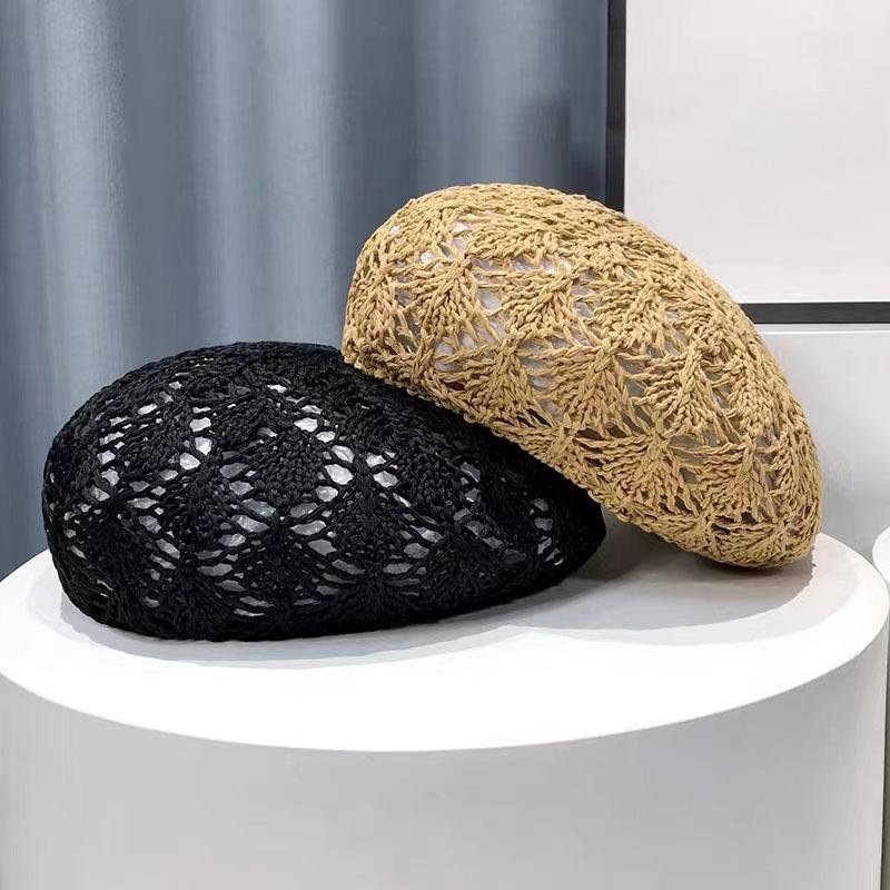 Small Fresh Straw Beret Children Spring and Summer Hollow Design Breathable Thin Bud Painter Hat Showing A Small Tide