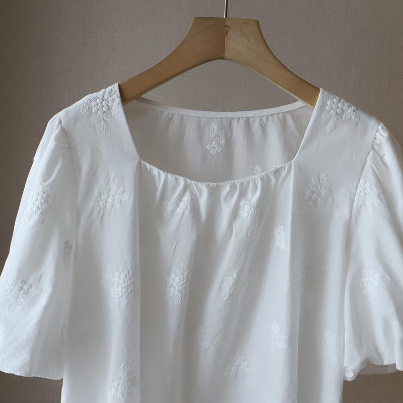 2025 Sommer Koreanischer Eckiger Ausschnitt Bestickt Kurzarm Damen Oberteil - Frischer Stil