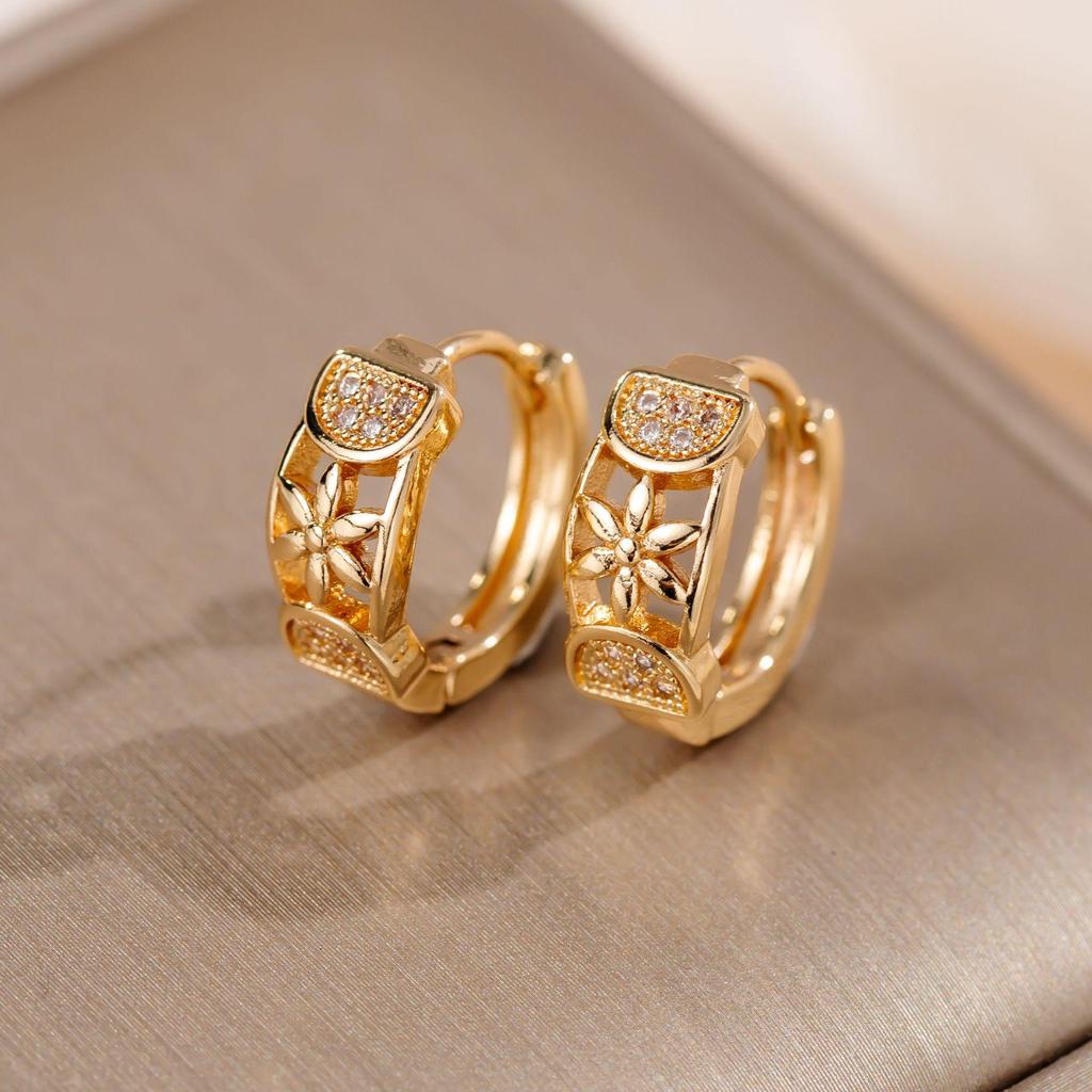 High-End Trendy Korean Tassel Earrings: Niche Design, Light Luxury, Cold Style with Small Flower Accent for Women