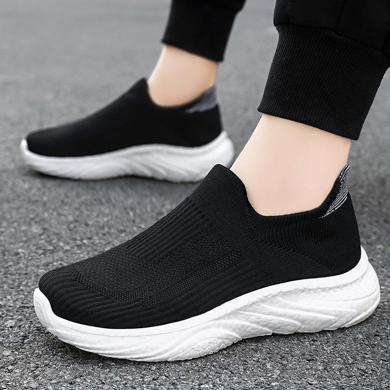 Men's Breathable Slip-On Sock Shoes, Odor-Resistant, Solid Color, Versatile Flyknit Shoes, Casual Couple's Wear